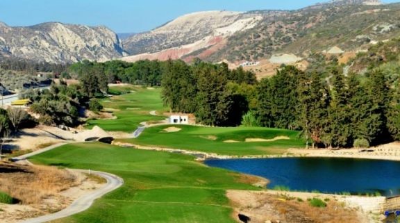 THE SECRET VALLEY GOLF CLUB